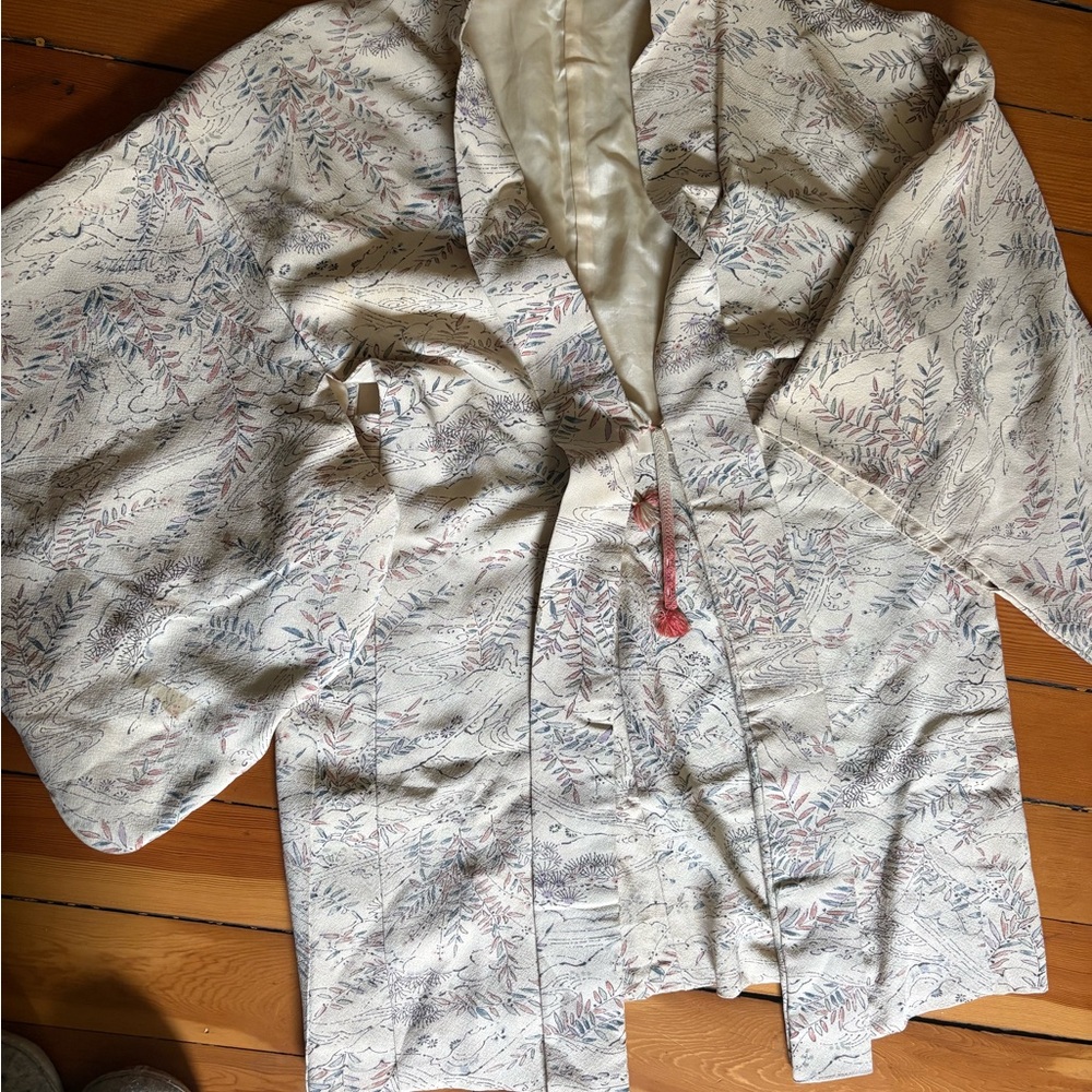 Japanese Vintage Silk Ivory Floral Kimono Jacket